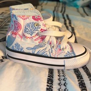 Converse Toddler Size 4
